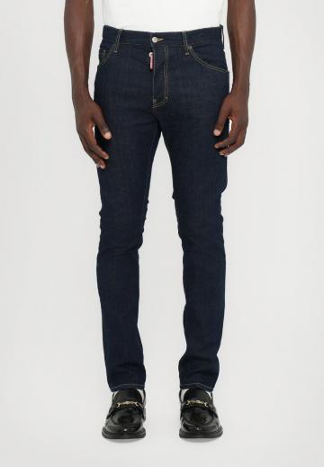 Узкие джинсы