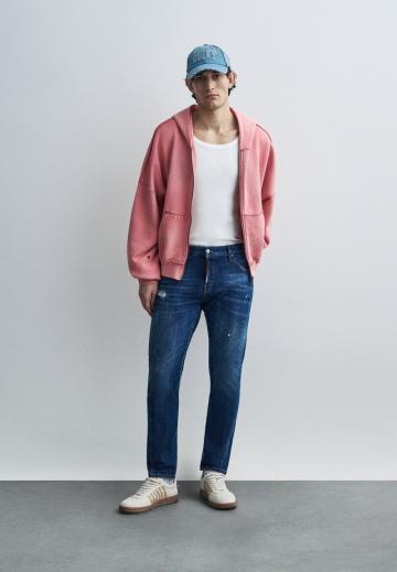 Узкие джинсы