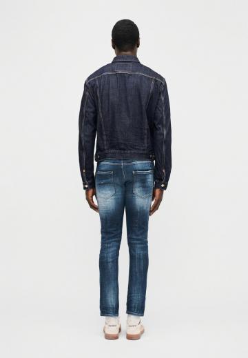 Джинсовая куртка