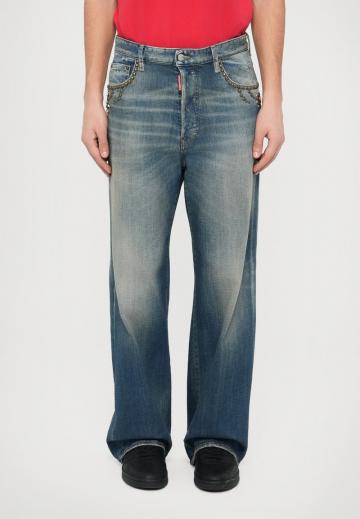 Прямые джинсы