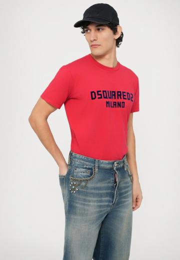 Прямые джинсы