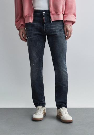 Узкие джинсы