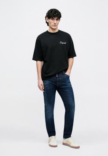 Узкие джинсы