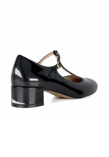 Туфли с ремешком