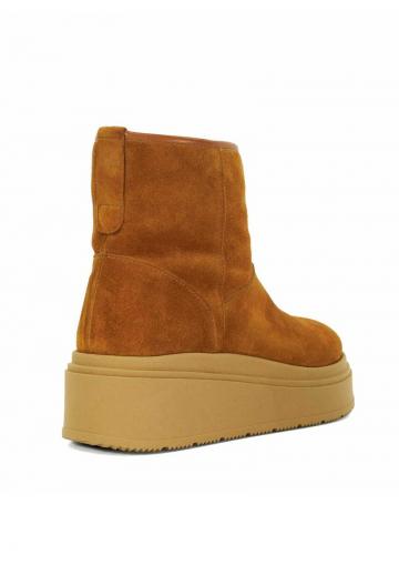 Сапожки на танкетке