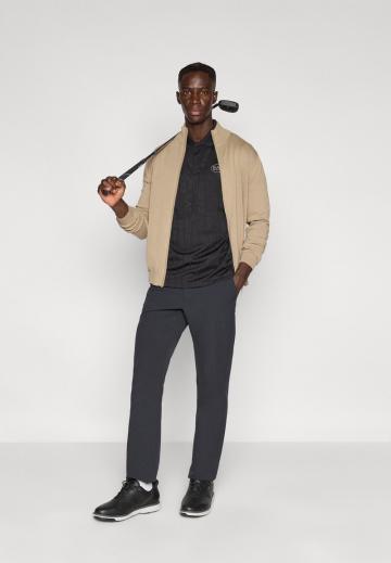 Спортивная кофта