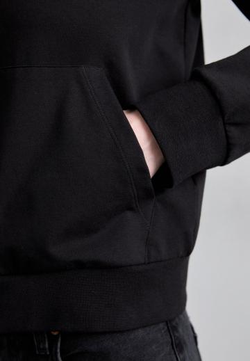 Спортивная толстовка