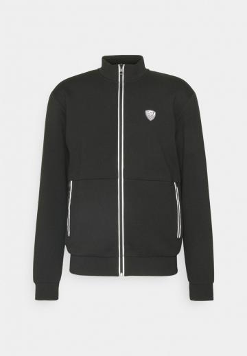 Спортивная кофта