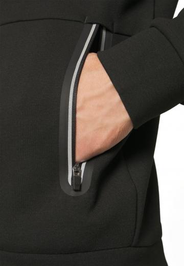 Спортивная кофта