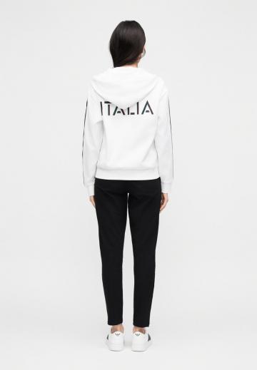 Спортивная толстовка