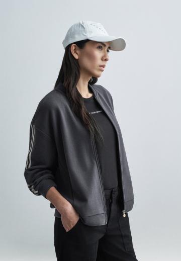 Спортивная толстовка