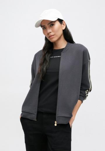 Спортивная толстовка