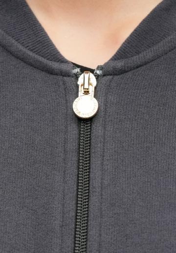 Спортивная толстовка