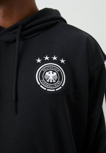 Спортивная кофта