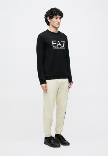 Спортивная кофта