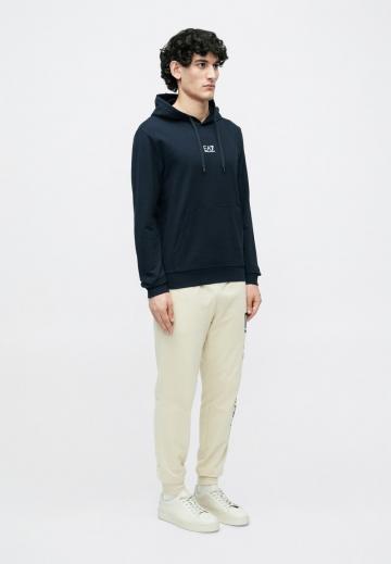 Спортивная толстовка