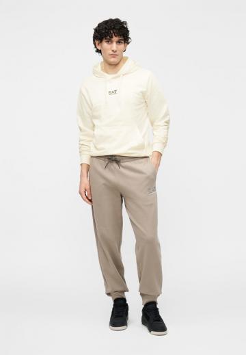 Спортивная кофта