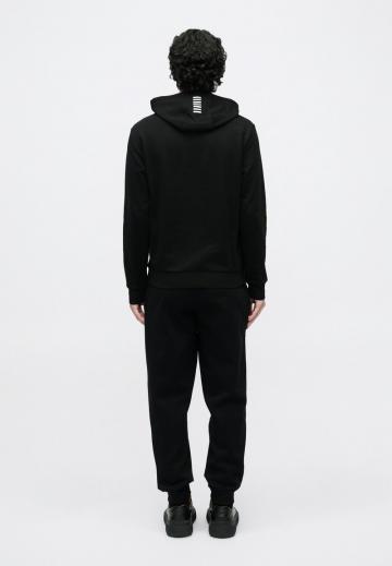 Спортивная кофта