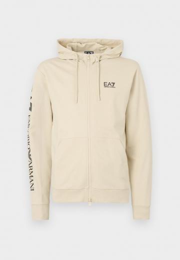 Спортивная толстовка