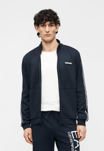 Спортивная толстовка