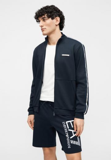 Спортивная толстовка