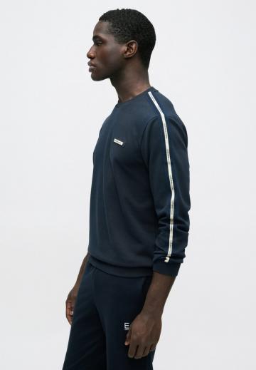 Спортивная толстовка