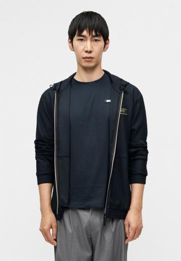 Спортивная кофта