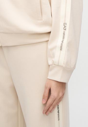 Спортивная куртка