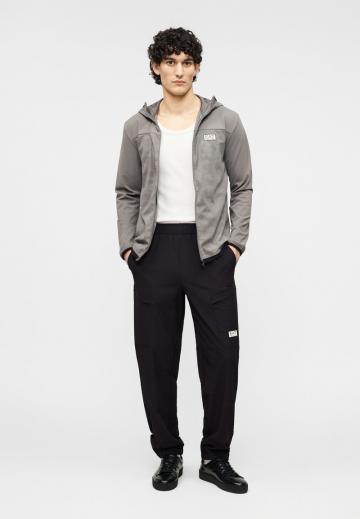 Спортивные штаны