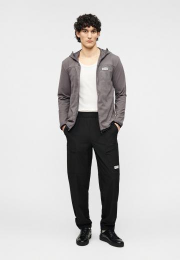 Спортивная куртка