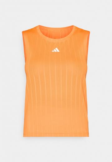 Спортивный топ