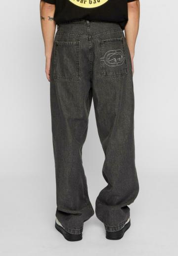 Прямые джинсы