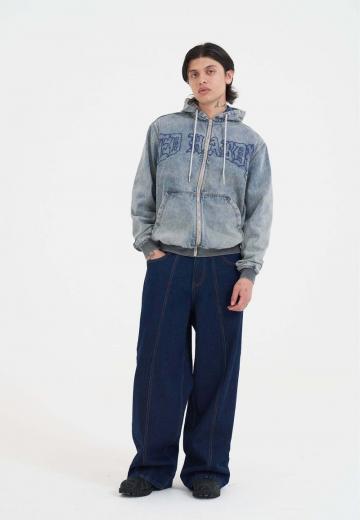 Джинсовая куртка