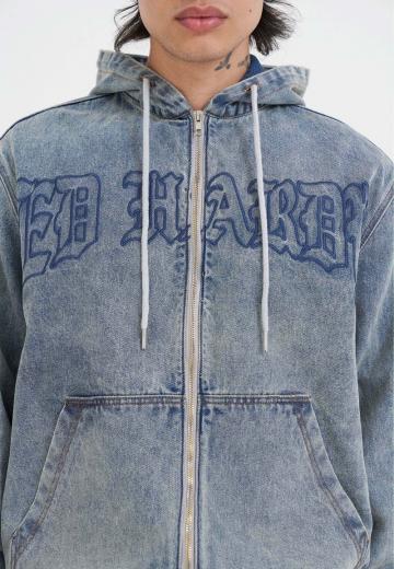 Джинсовая куртка