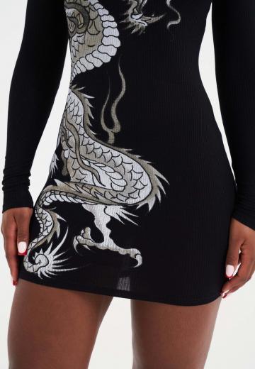 Платье футляр