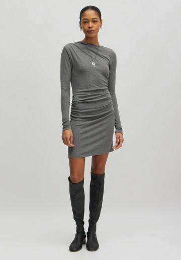 Короткое платье