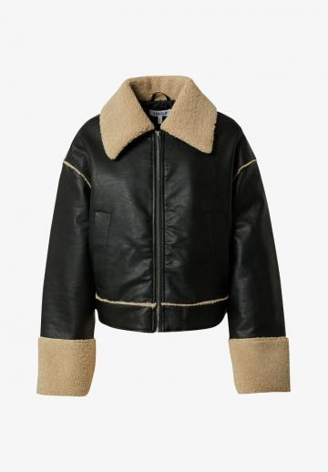 Кожаная куртка