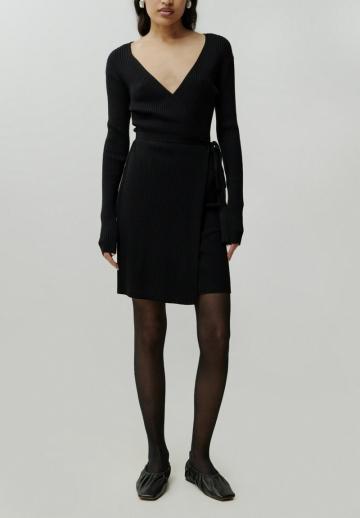 Платье футляр