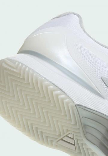 Теннисные кроссовки