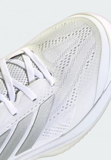 Теннисные кроссовки