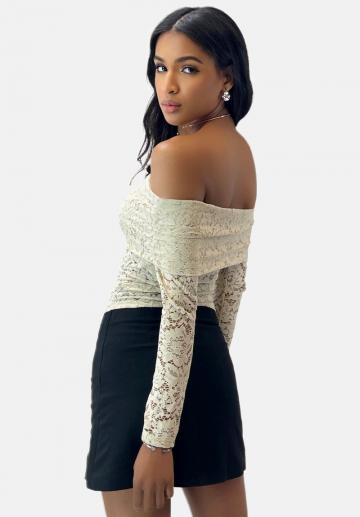 Кружевная блузка