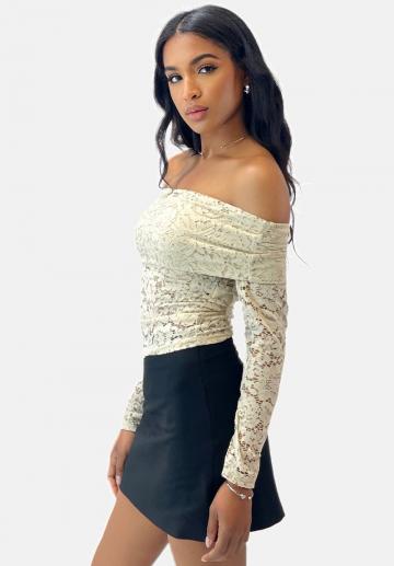 Кружевная блузка