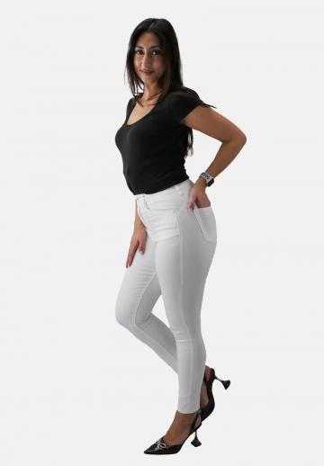 Узкие джинсы