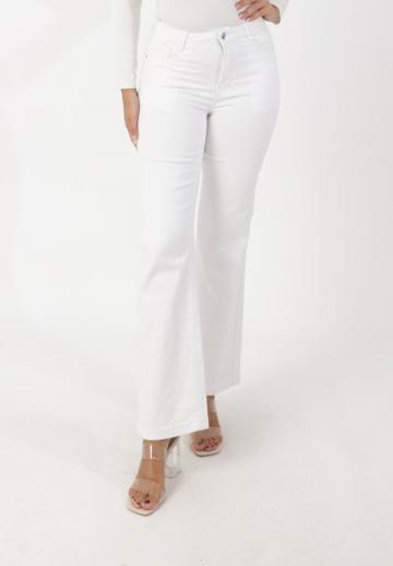 Клешеные джинсы