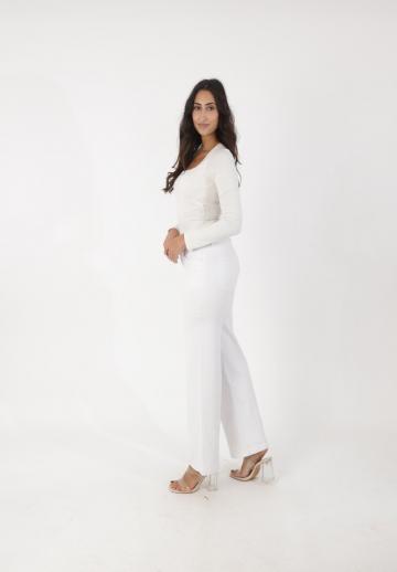 Клешеные джинсы