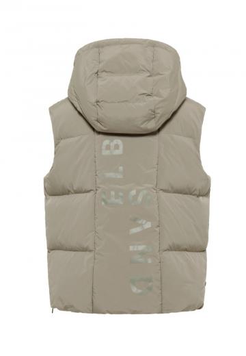 Стеганый жилет