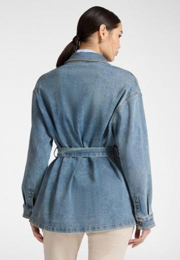 Джинсовая куртка