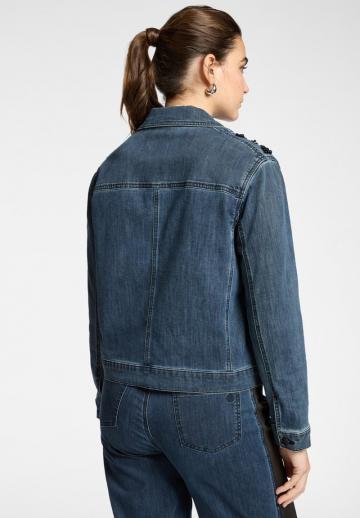 Джинсовая жилетка