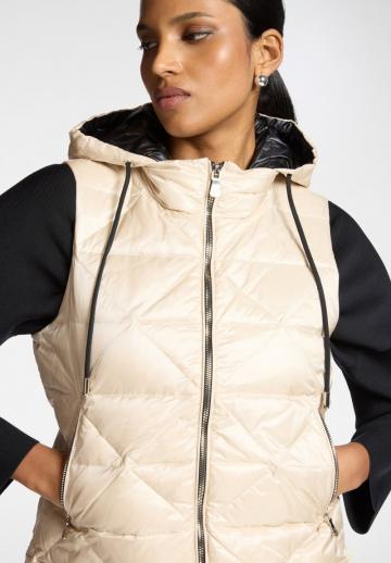 Пуховой жилет