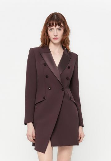 Короткое платье